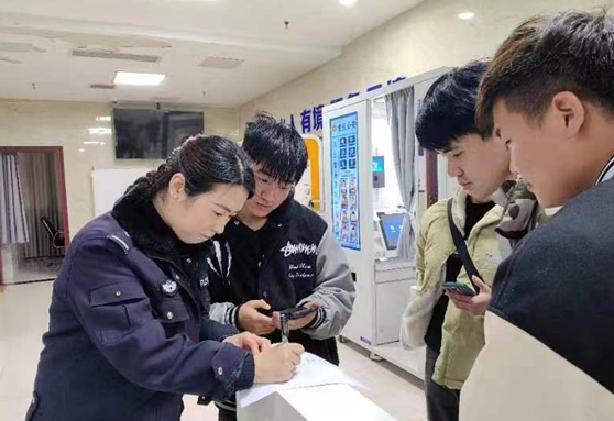 rBABCWXgK0GAE6soAAAAAAAAAAA650.558x383