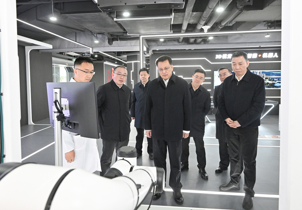 袁家军加快培育发展新质生产力