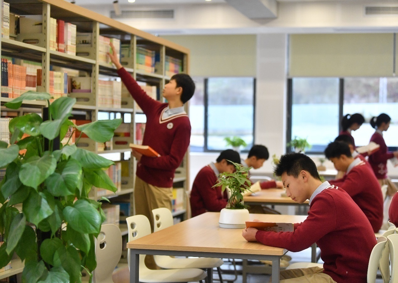 重庆九龙坡探索完善集团化办学运行机制，更好满足群众对“上好学”的需要1