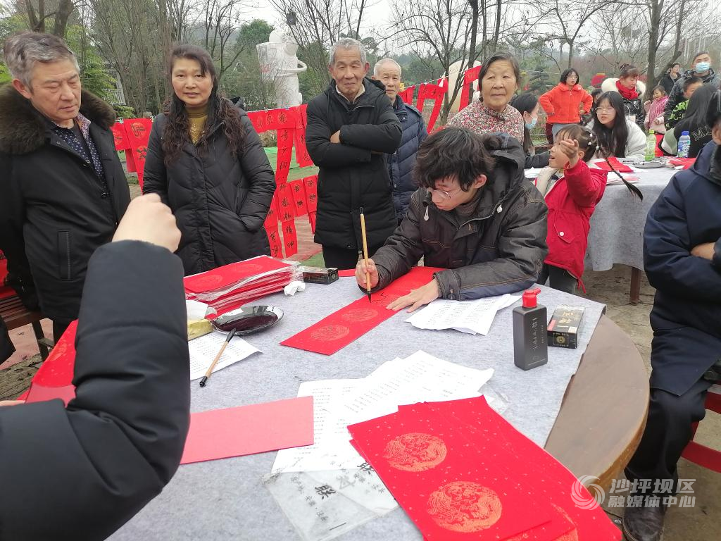 基层活动走进凤凰花海(408844)-20240207092336