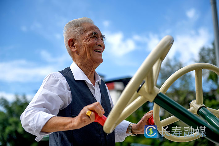 周金全 (3)