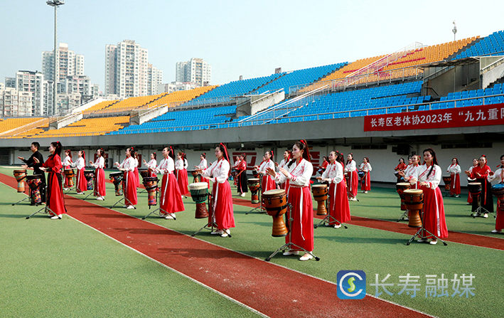 区老体协喜迎“重阳” (2)