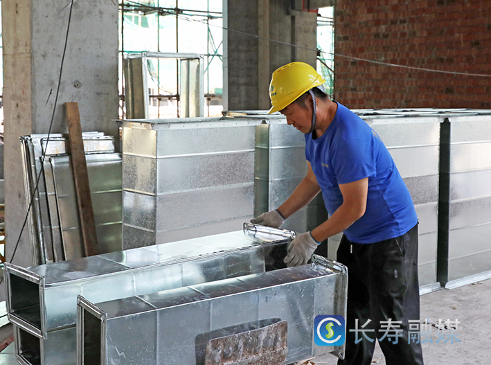 区精神卫生中心扩建项目主体封顶 (1)