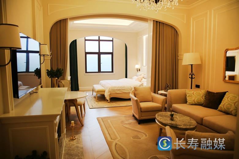 天鹅堡酒店项目建设如火如荼2