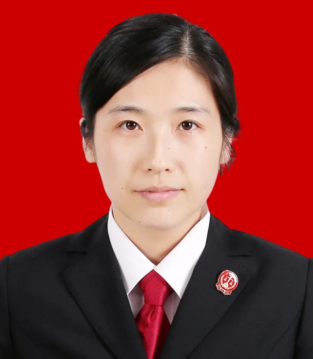 区人民法院民事审判一庭副庭长张琛琛荣获“全国维护妇女儿童权益先进个人”