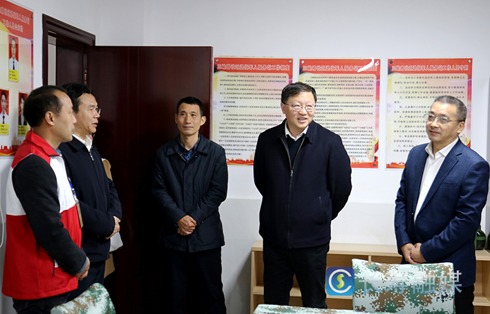 市红十字会来长调研基层红十字工作 (2)