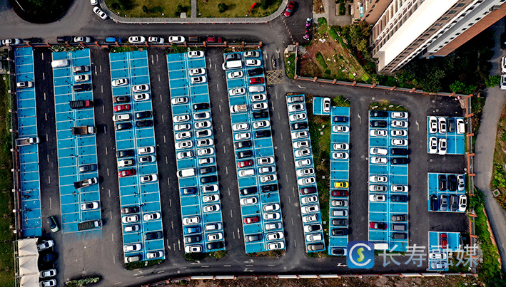 今年我区建成小微停车场80余个 (2)