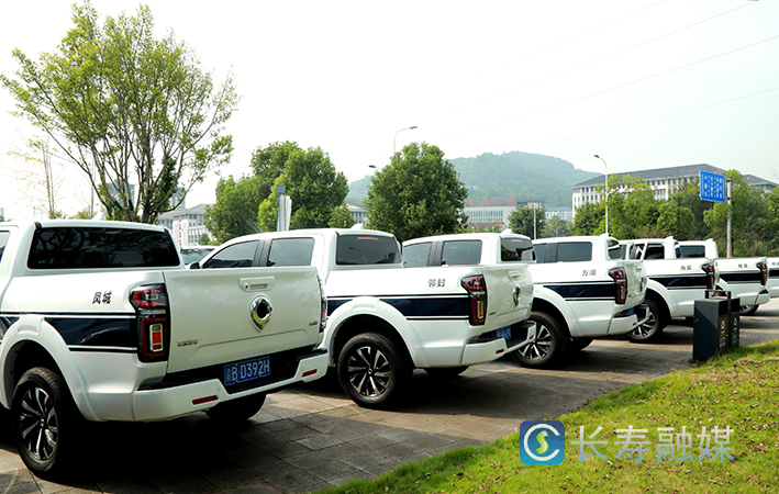 长寿12辆应急管理车辆“上岗” (2)